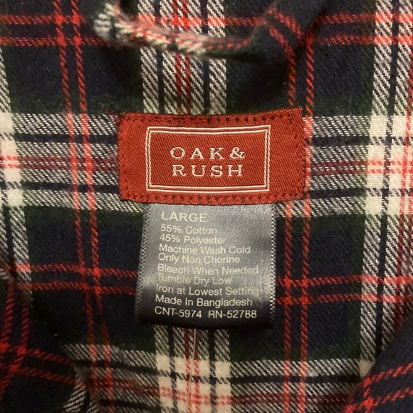 Flannel top with 3 pockets - Picture 3 of 5